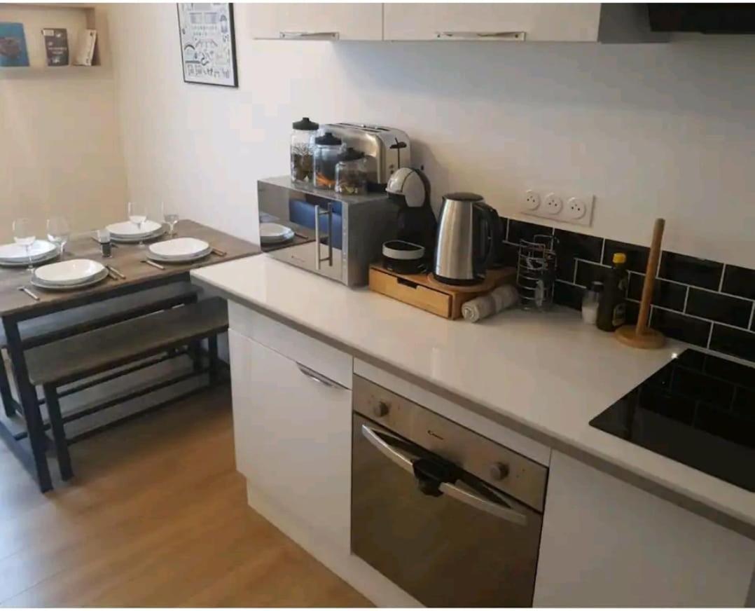 Le Petit Poitevin -Hyper Centre - Wi-Fi- Netflix Gratuit Apartman Niort Kültér fotó